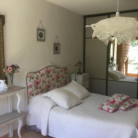 Le Chant Des Oiseaux Bed & Breakfast Viry  ภายนอก รูปภาพ